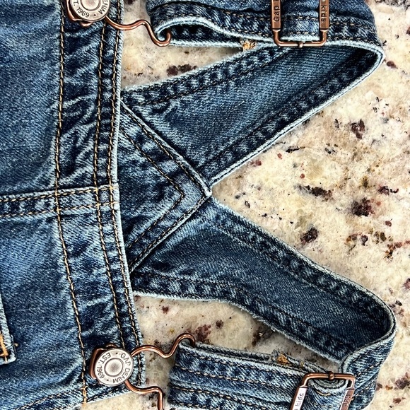 Gap Kids Denim Overalls with Front Pocket - Picture 3 of 8